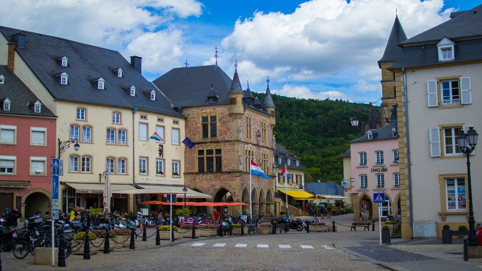 Luxembourg Golden Visa: residence permit in safe and stable country