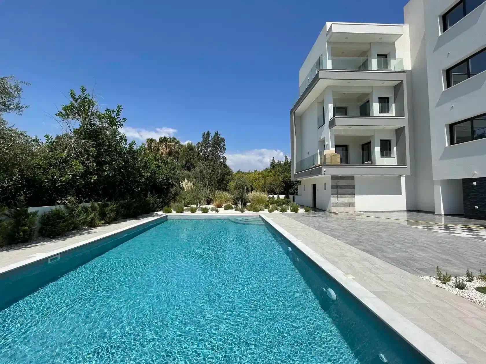 Apartments in a residential complex with a swimming pool near the sea 1