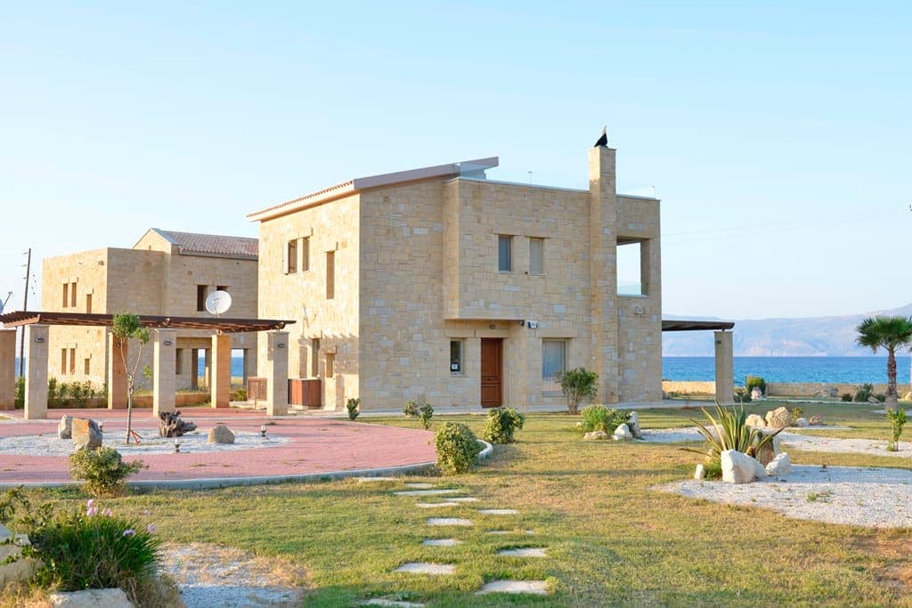 Traditional style villas on the seafront in Crete 4