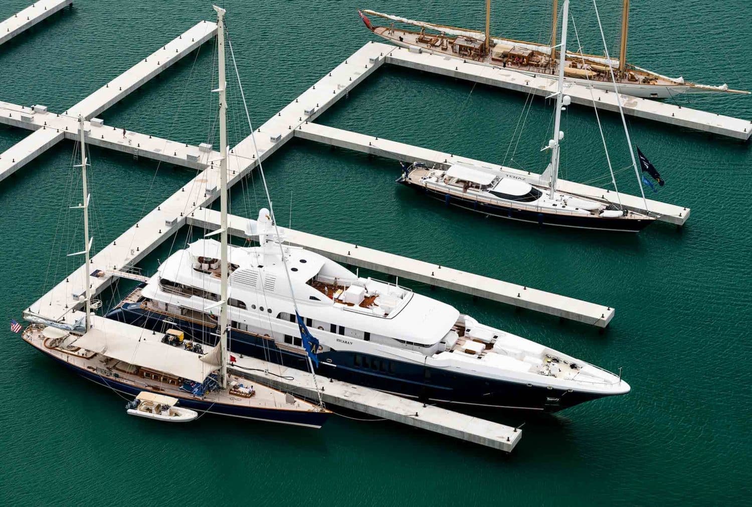 Yacht mooring at Christophe Harbor Resort 4