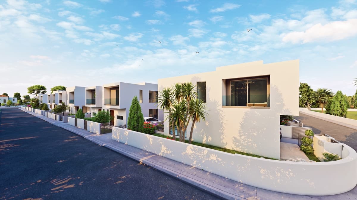 Villas and townhouses in a new residential project near the sea 6