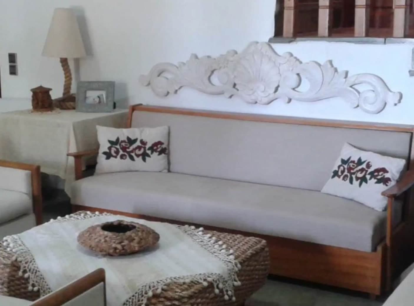 Furnished villa on coast of peninsula 11