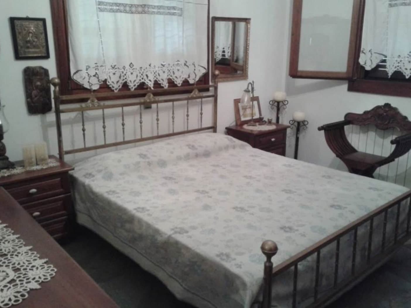 Furnished villa on coast of peninsula 18