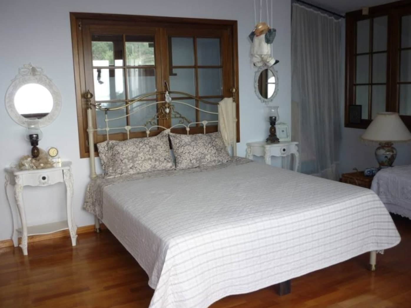 Furnished villa on coast of peninsula 20