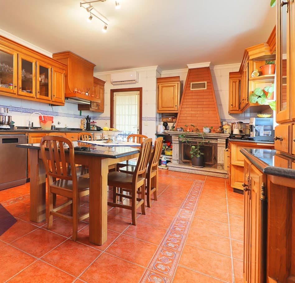 Villa with four bedrooms in a quiet area 5