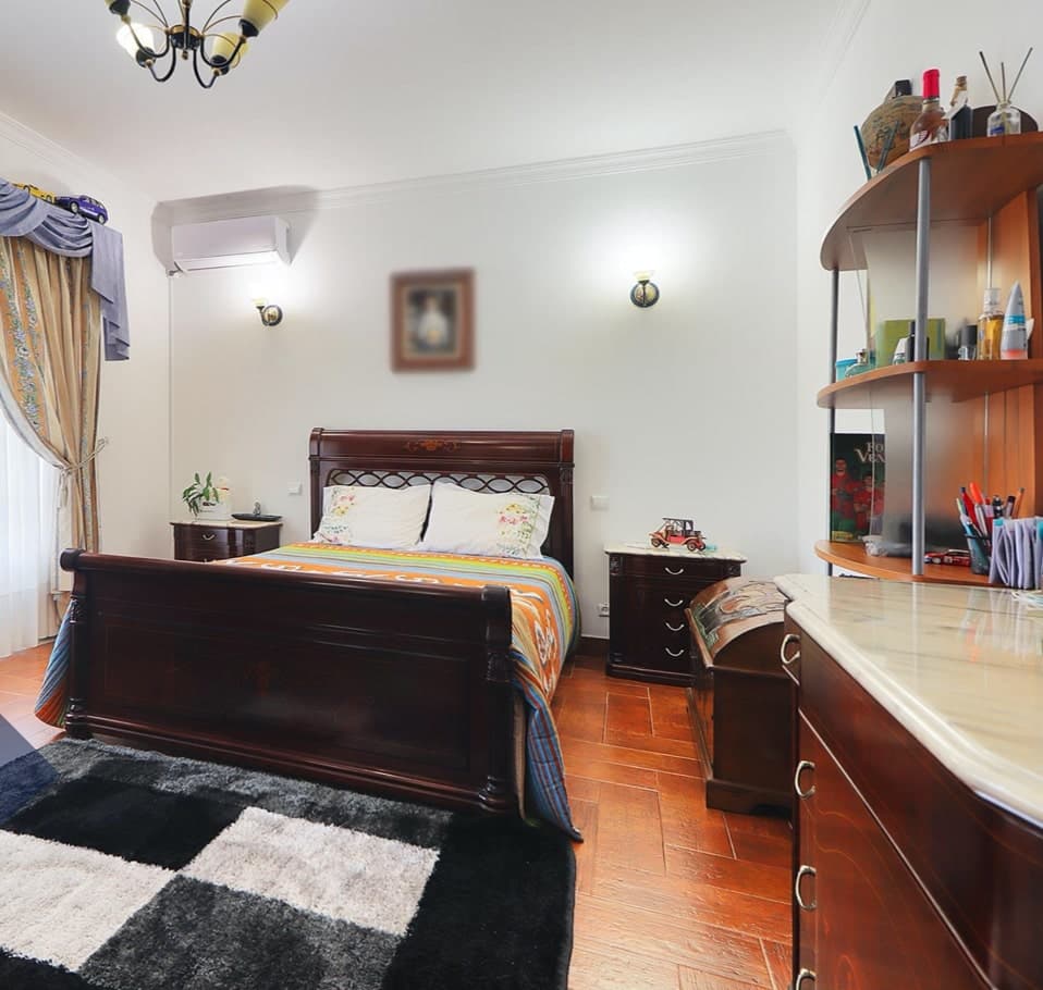 Villa with four bedrooms in a quiet area 6