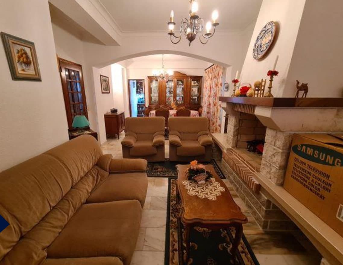 Two-storey villa in a picturesque area of Portugal 6