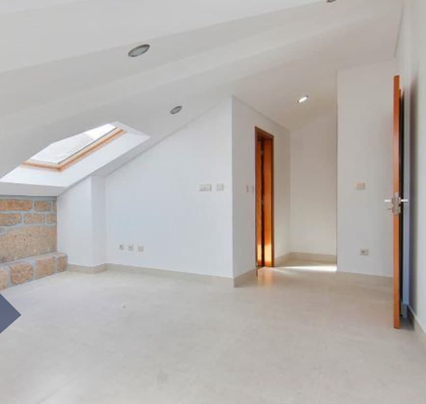 Duplex with two bedrooms in a historic building 6