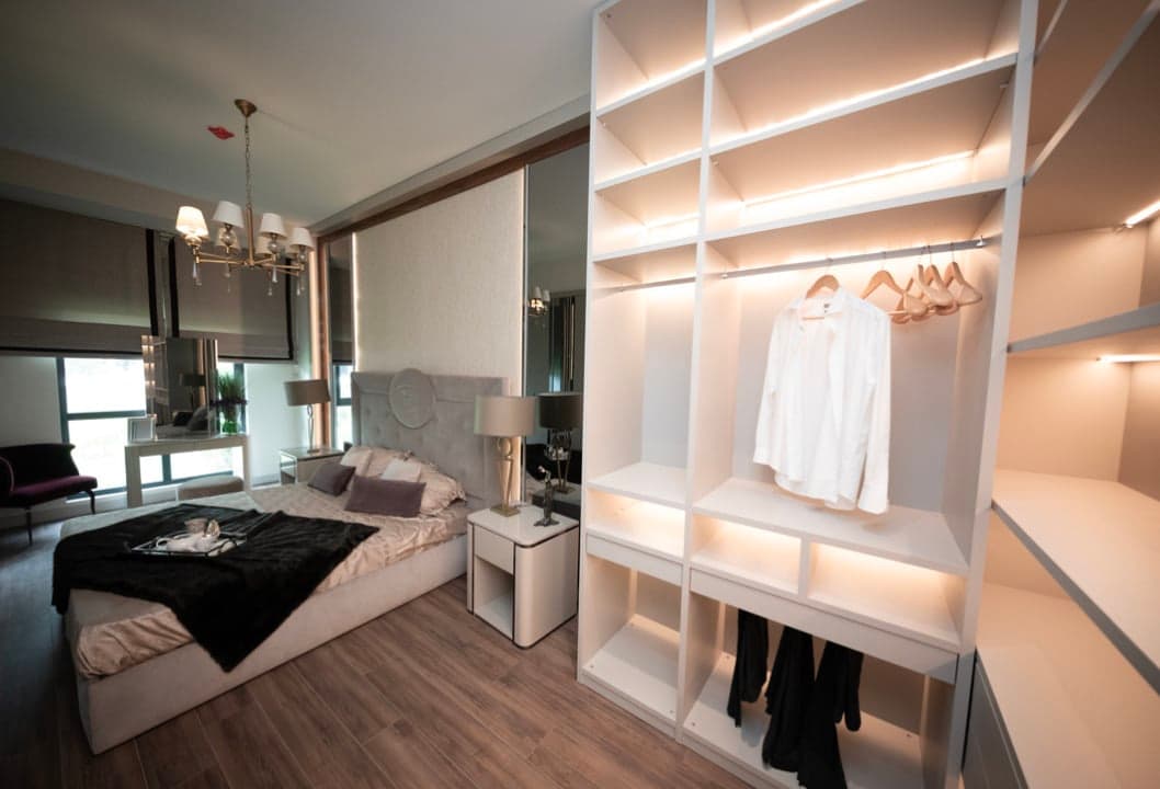 Apartments and commercial premises in the central area of Istanbul 8