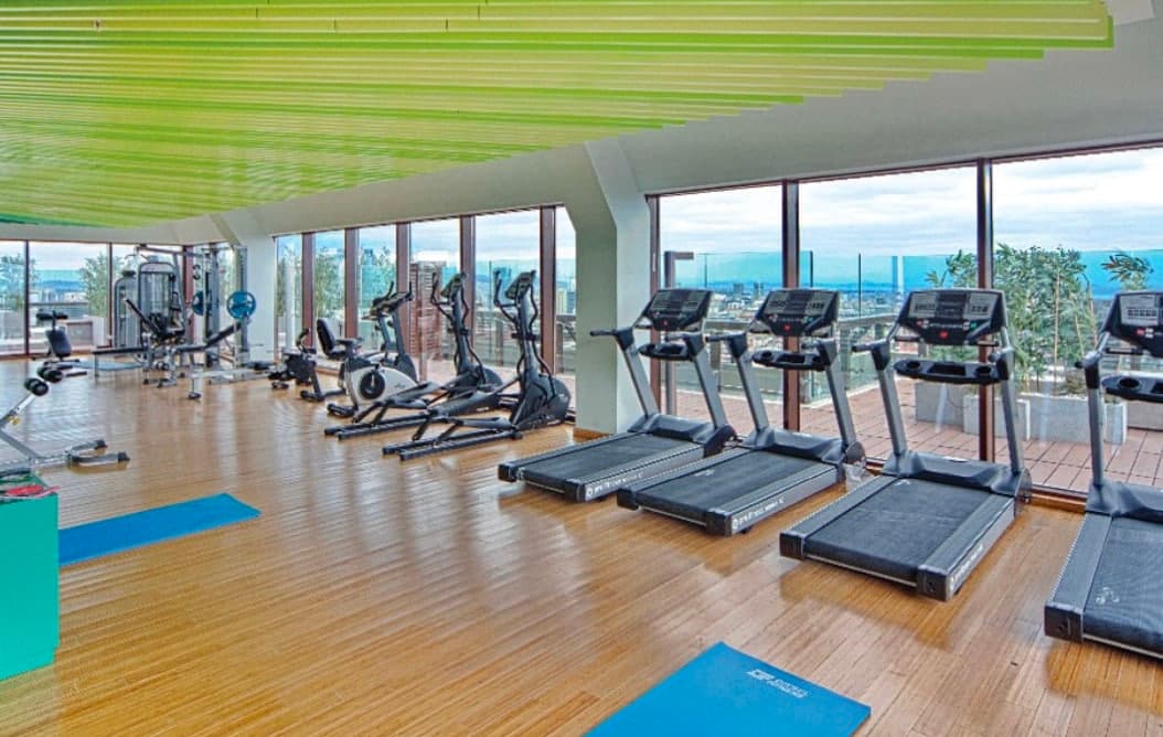 Apartments and commercial premises in the central area of Istanbul 17