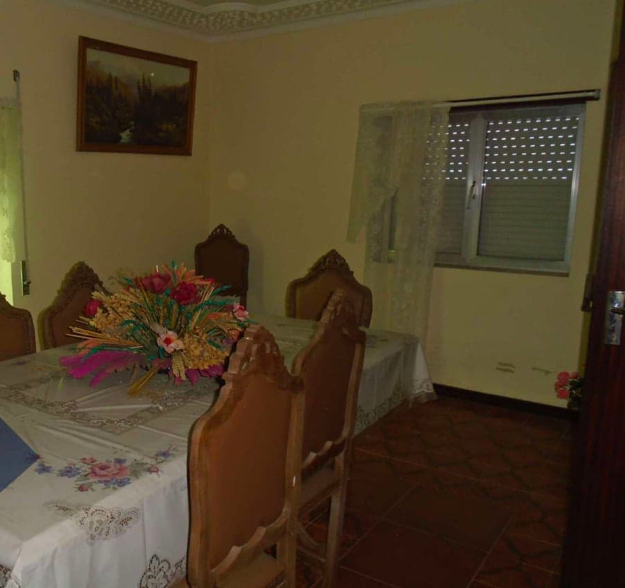 Two-storey villa in a typical Portuguese village 8