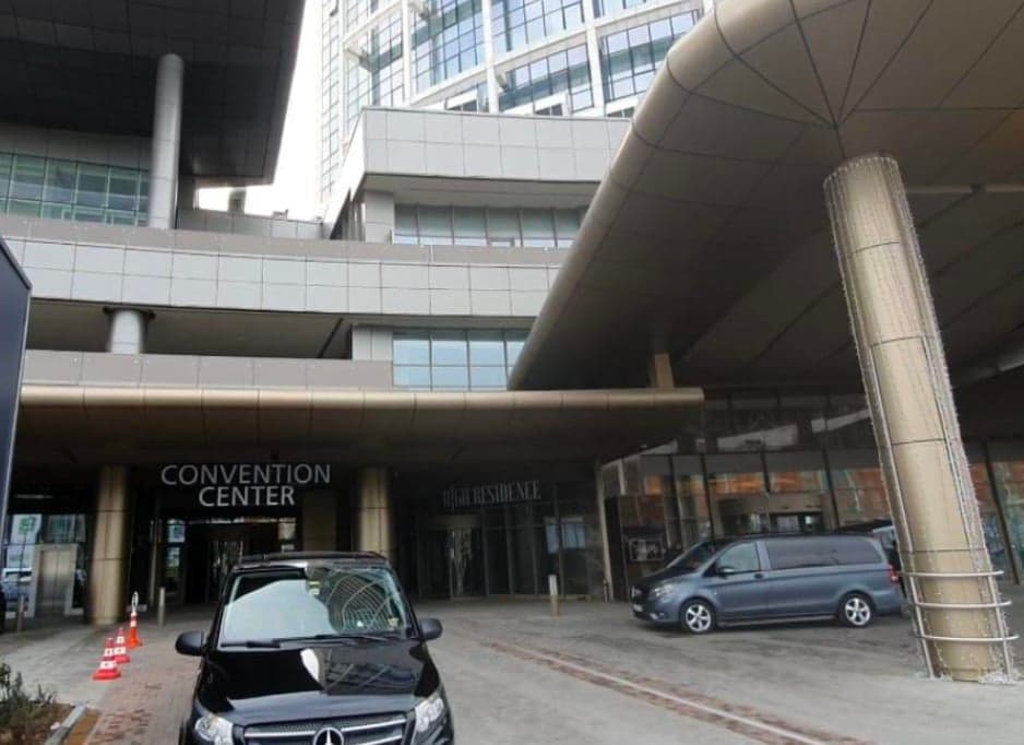 Luxury apartments in a project managed by Hilton 3