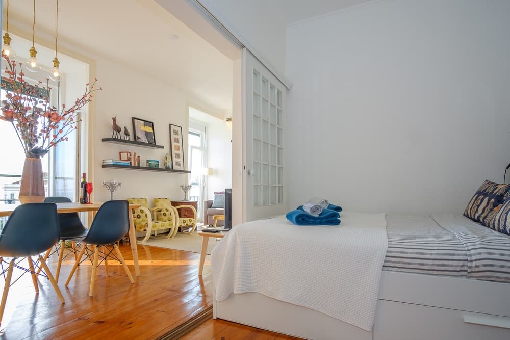 Furnished one-bedroom apartment with river view 15