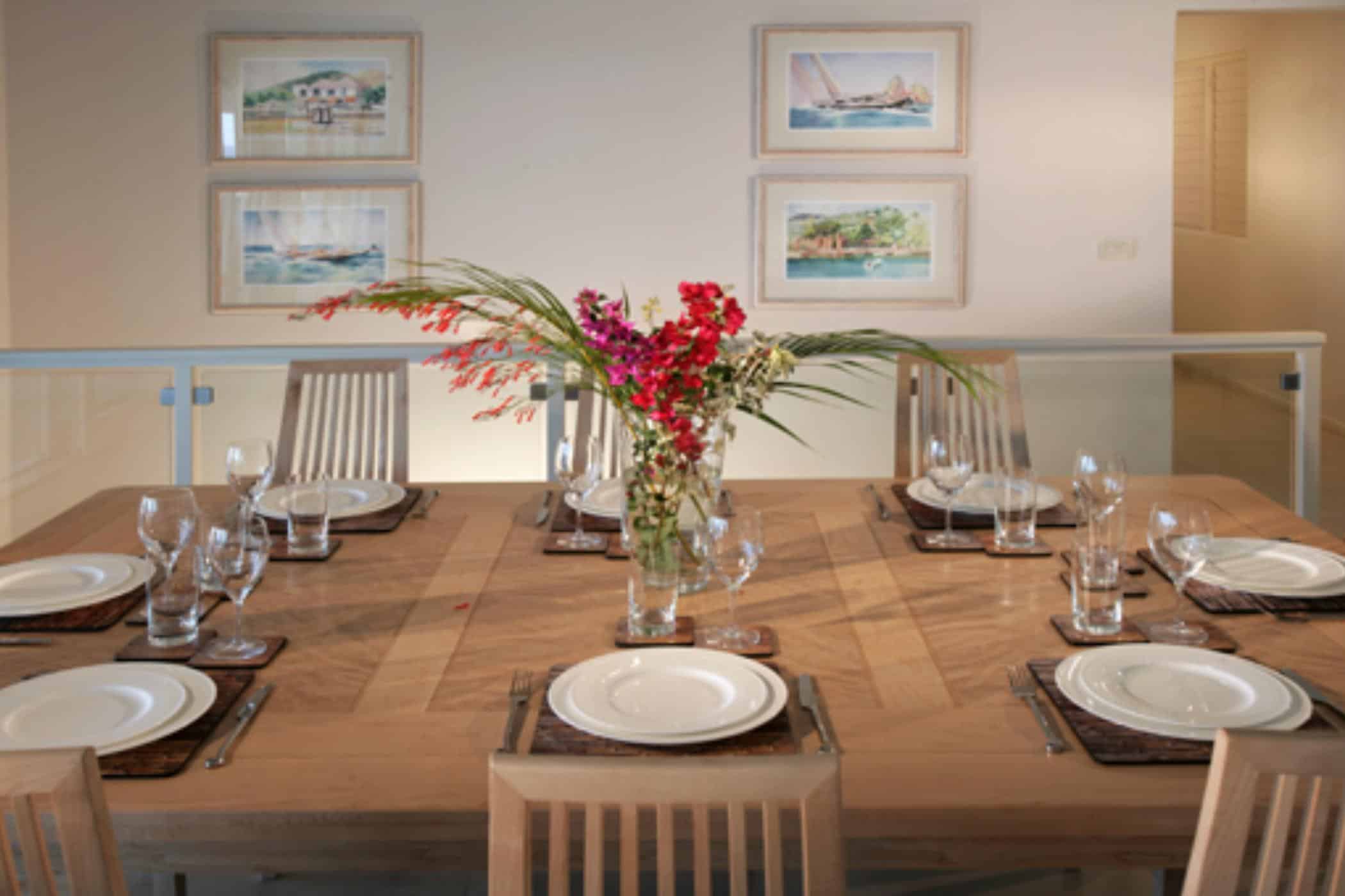 Luxury villa with ocean views in an exclusive residential area 8