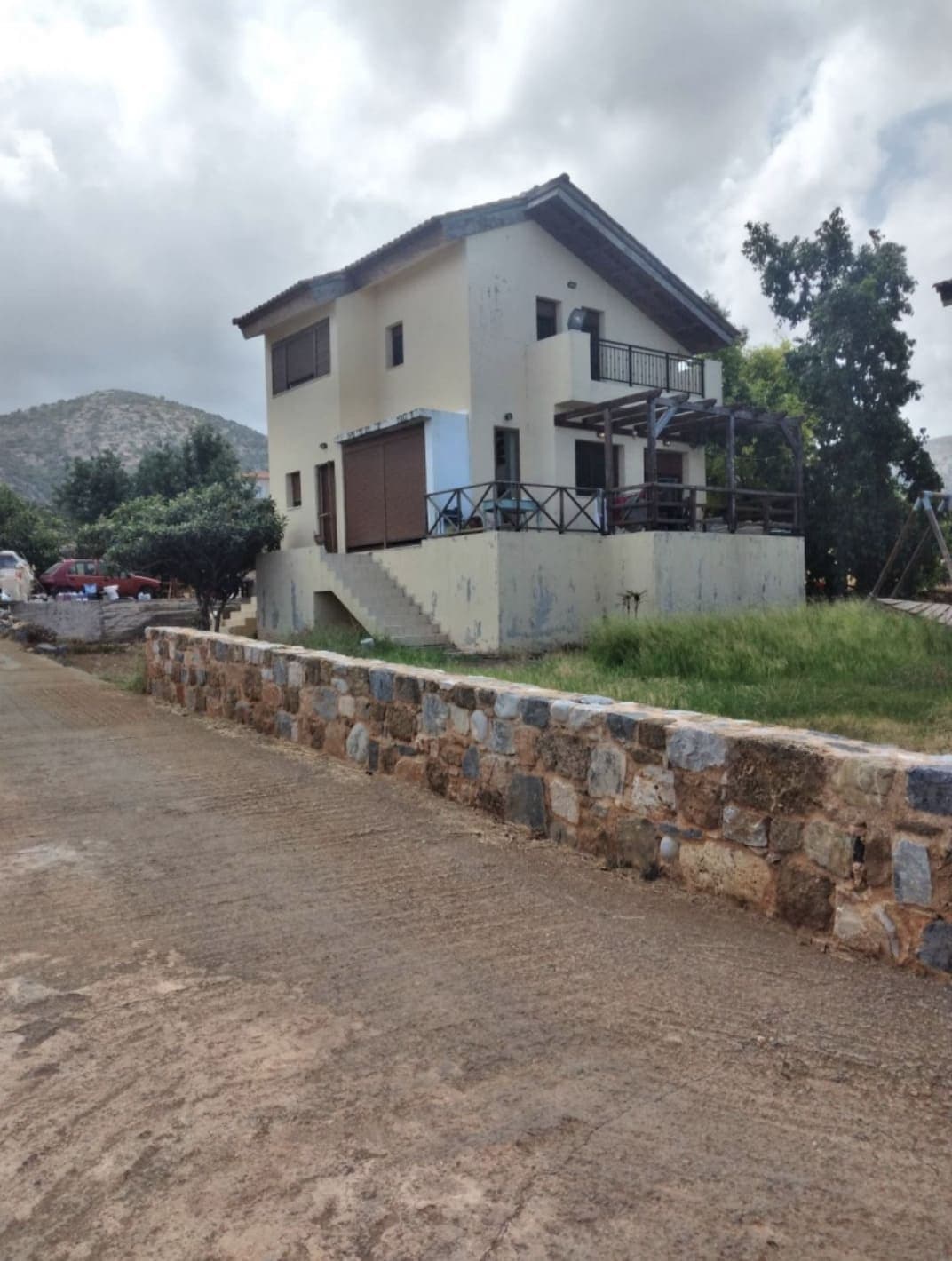 Maisonette with sea and mountain view on Crete 1