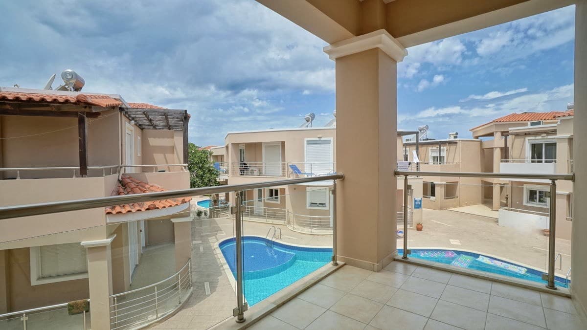 Two bedroom apartment near beach 15
