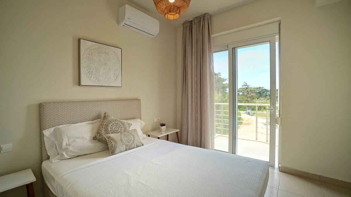 Two bedroom apartment near beach 8