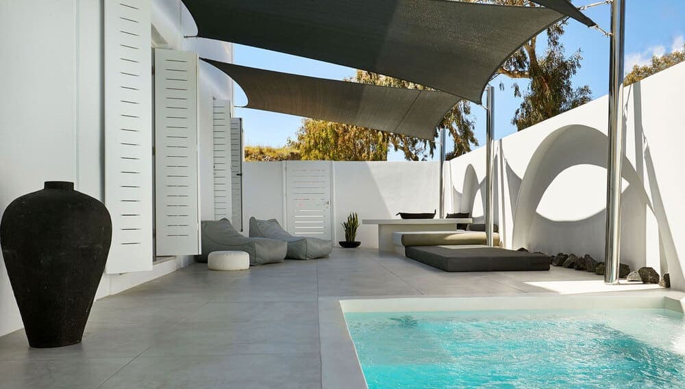 Two villas in traditional style on Santorini island 5