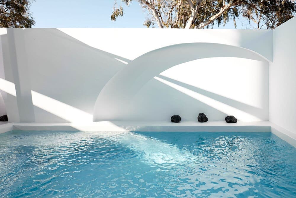 Two villas in traditional style on Santorini island 4