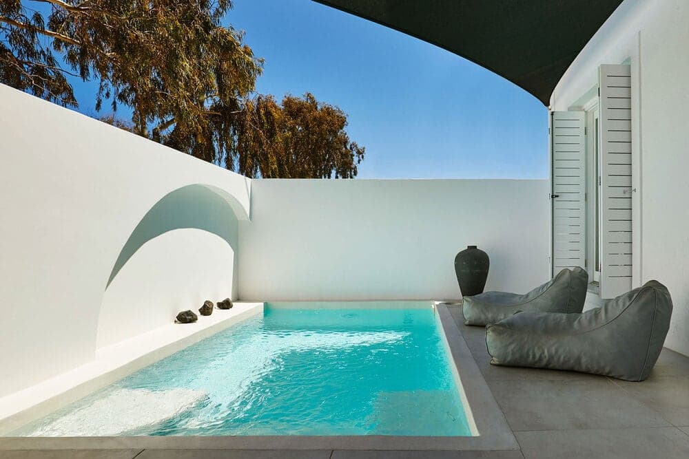 Two villas in traditional style on Santorini island 1