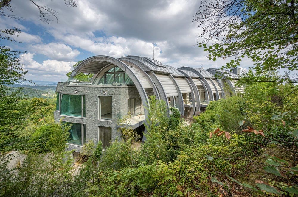 Apartments with panoramic view in green suburb of Budapest 1