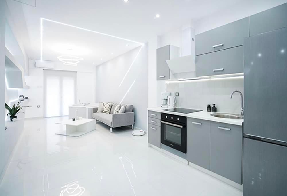 Stylish apartments with guaranteed income in the south suburb of Athens 3