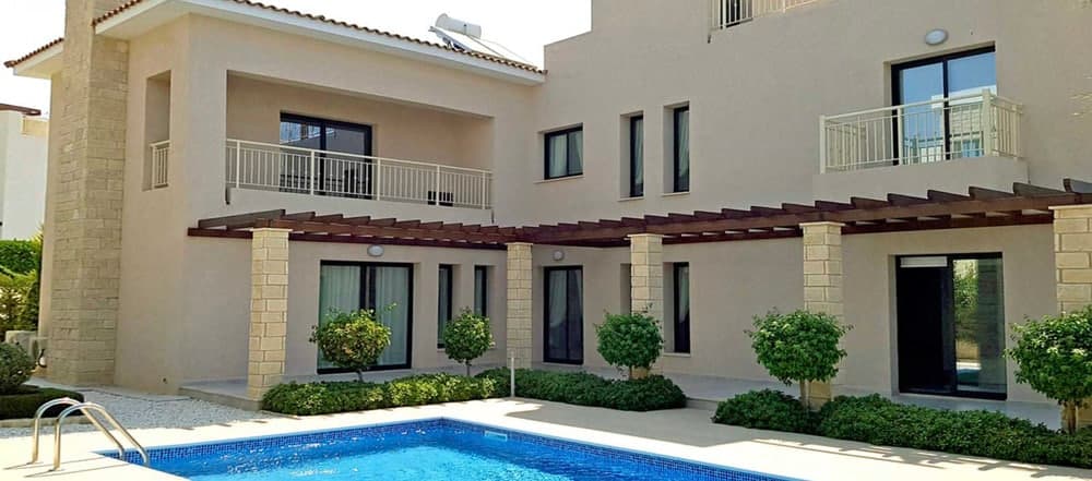 Stylish villas with pool and Mediterranean sea view 6