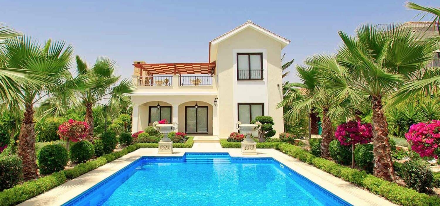 Mediterranean style villa in famous golf resort 1