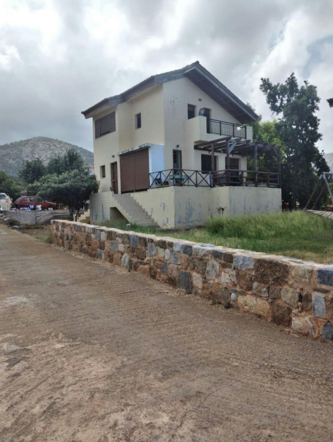 Maisonette with sea and mountain view on Crete 1