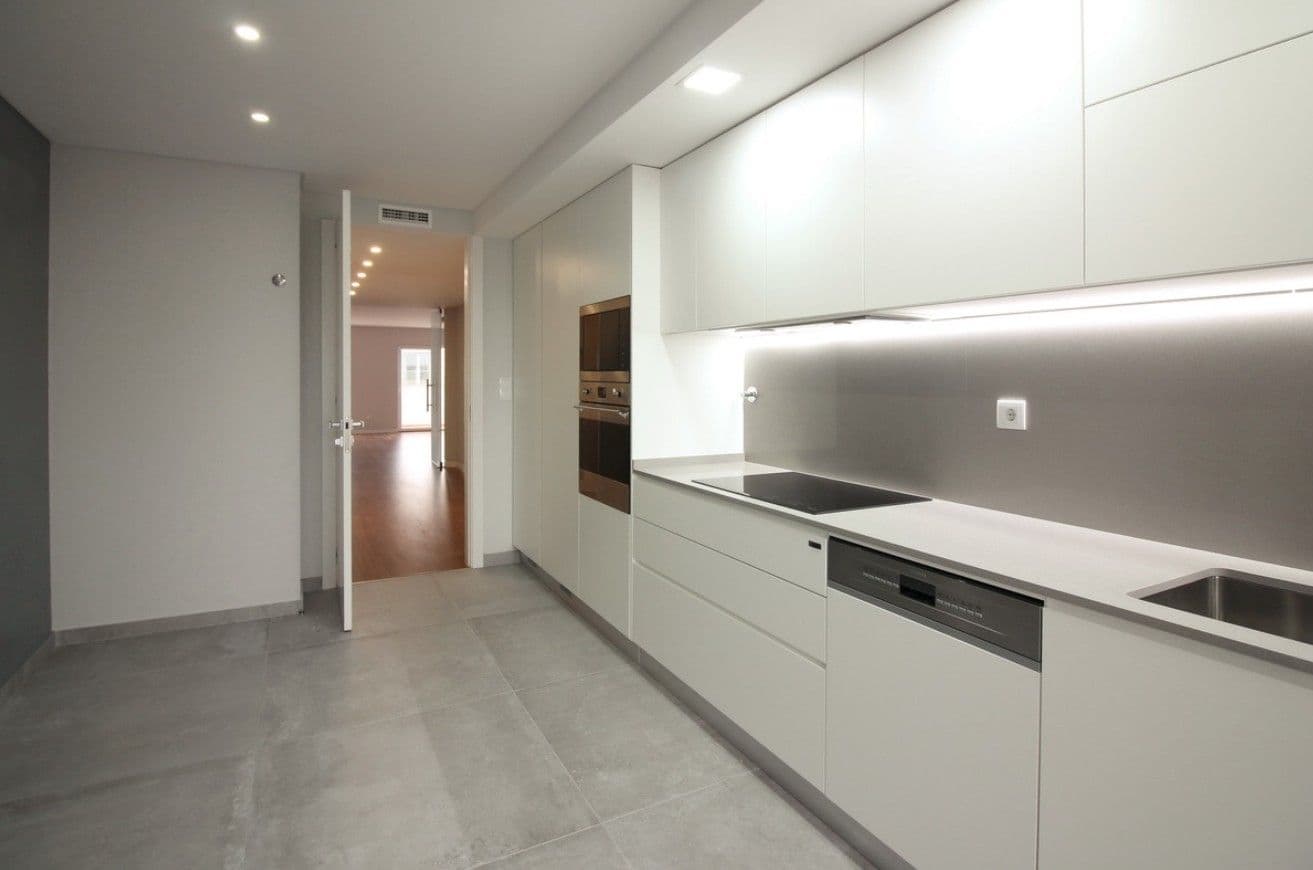 Modern apartments with 3 bedrooms, Carcavelos, Lisbon 13