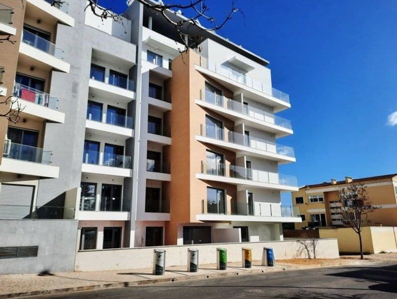 Modern apartments with 3 bedrooms, Carcavelos, Lisbon 1