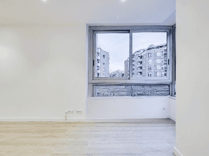 Modern large apartments with 3 bedrooms, Eixample, Barcelona 2