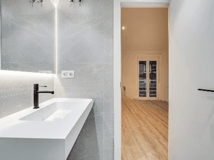 Modern large apartments with 3 bedrooms, Eixample, Barcelona 8