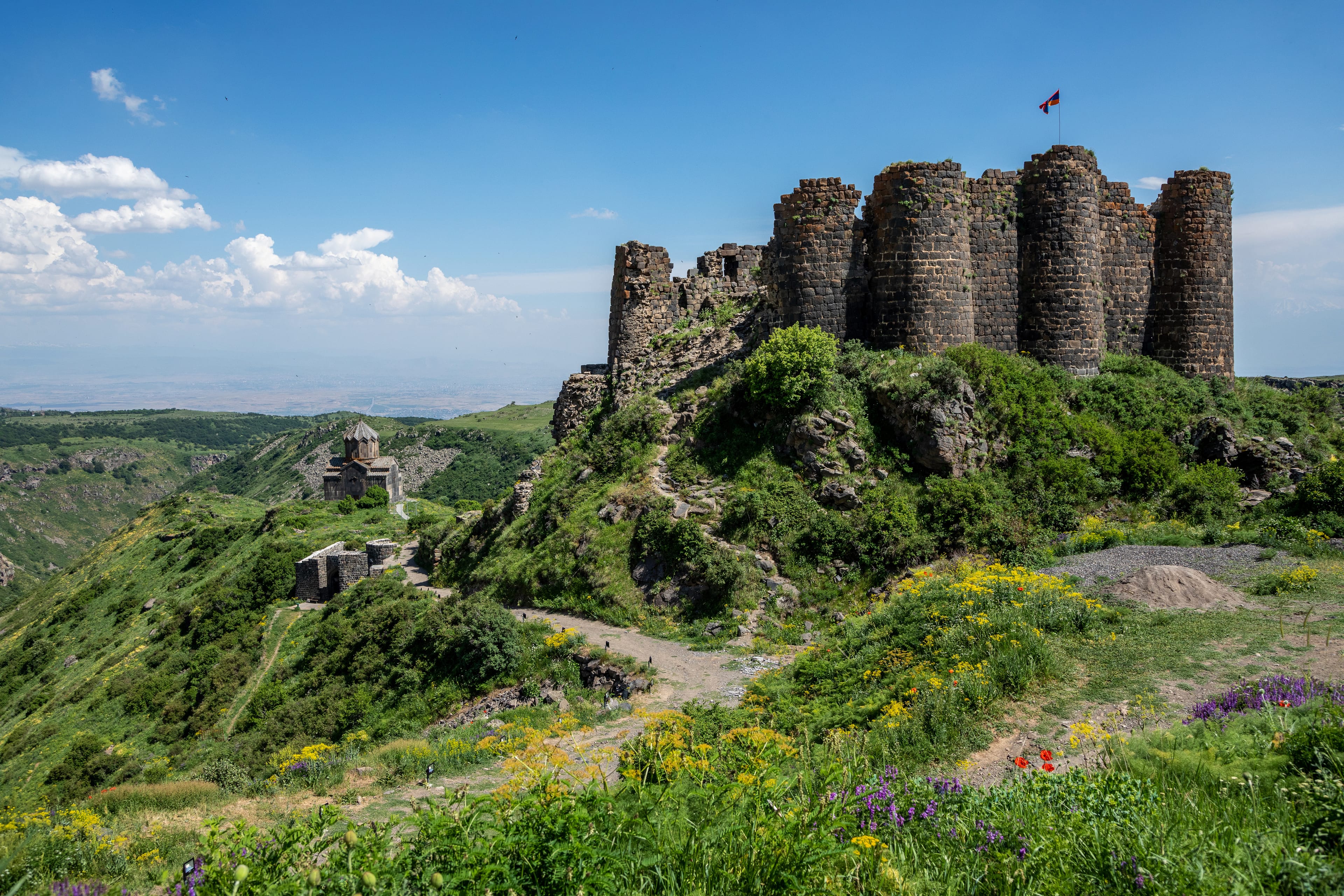 Armenia citizenship | Amberd fortress 