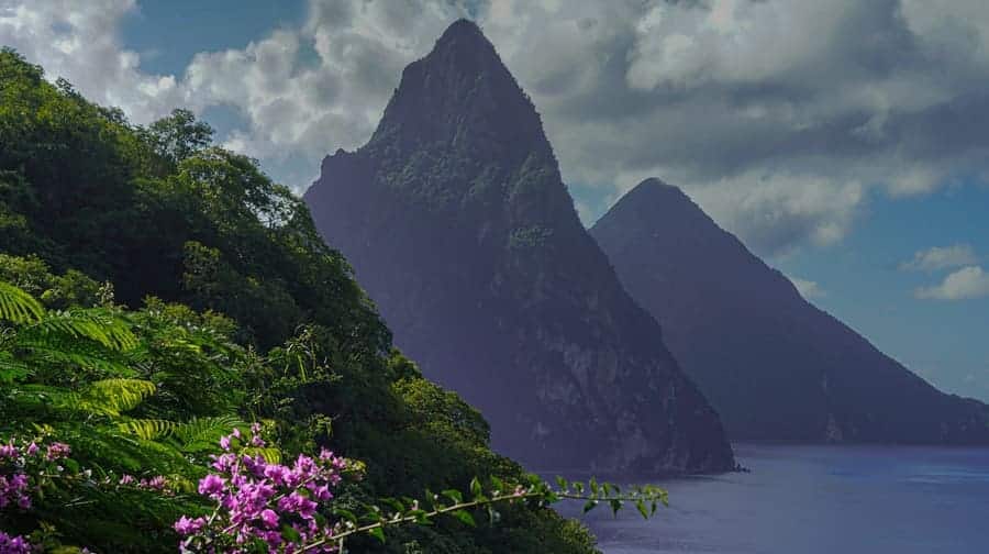 Real estate in the Caribbean. Saint Lucia - Pythons