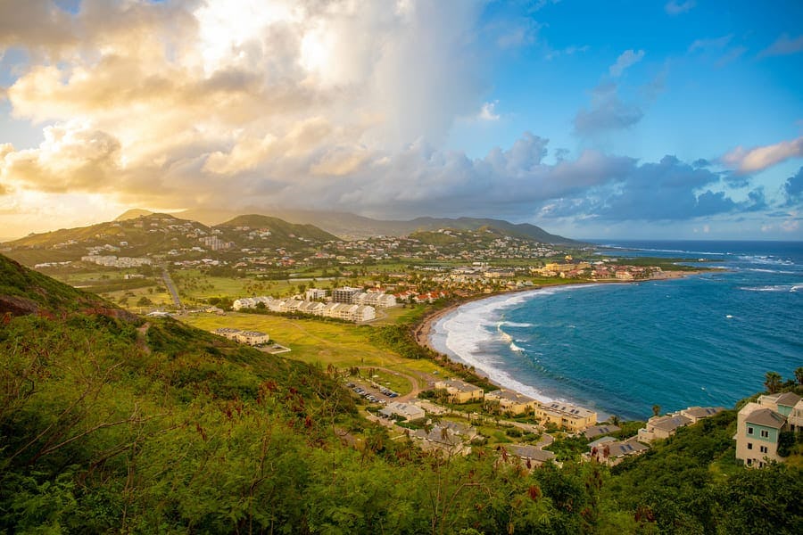 Advantages and benefits of St Kitts and Nevis passport 