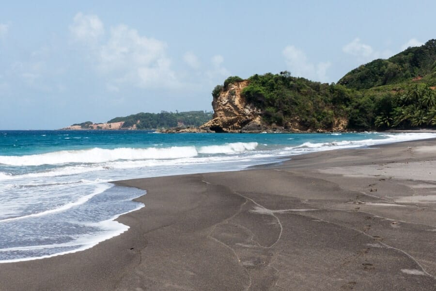 Dominica: local beaches