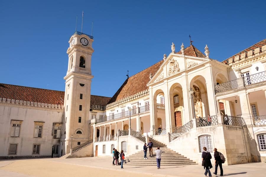 Residence permit to study in Portugal