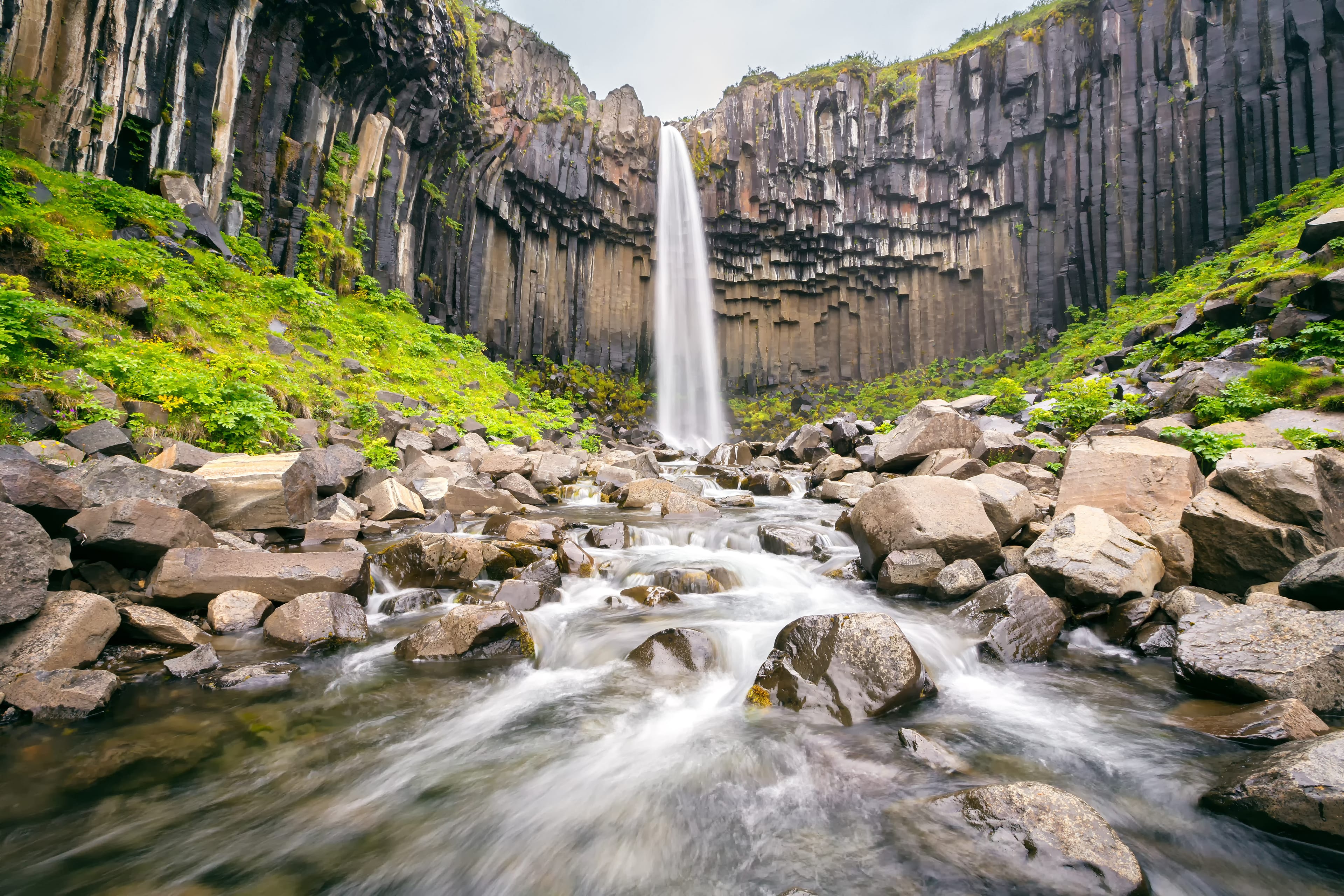 How to obtain Icelandic citizenship