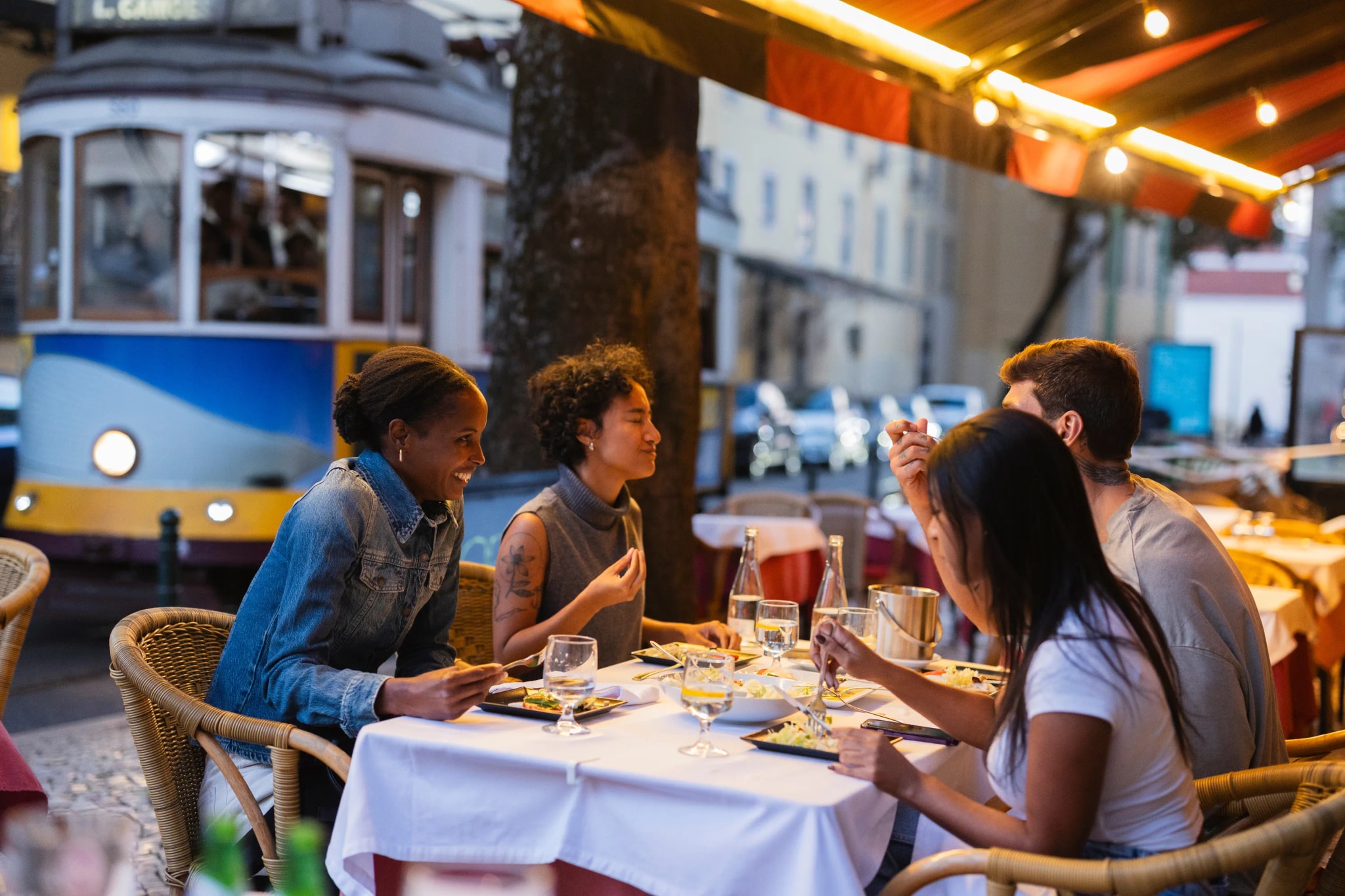 how to immigrate to Portugal from the UK