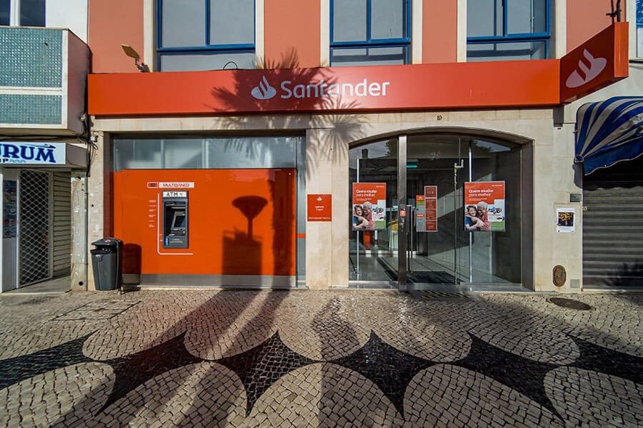 The best Portuguese banks: where to find ATMs