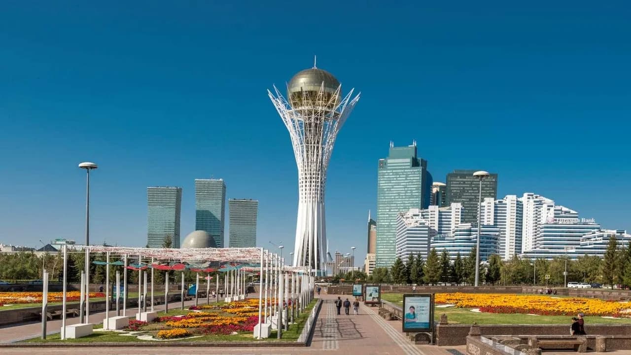 Куда переехать из Казахстана