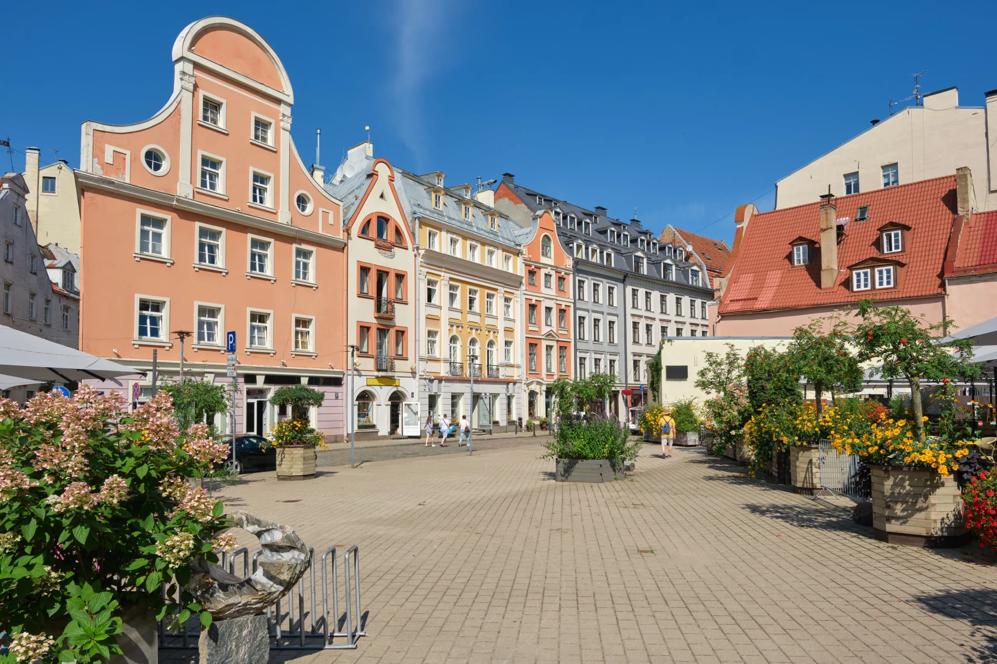 Alle Arten von Aufenthaltserlaubnissen in Lettland: von Arbeit bis Investition