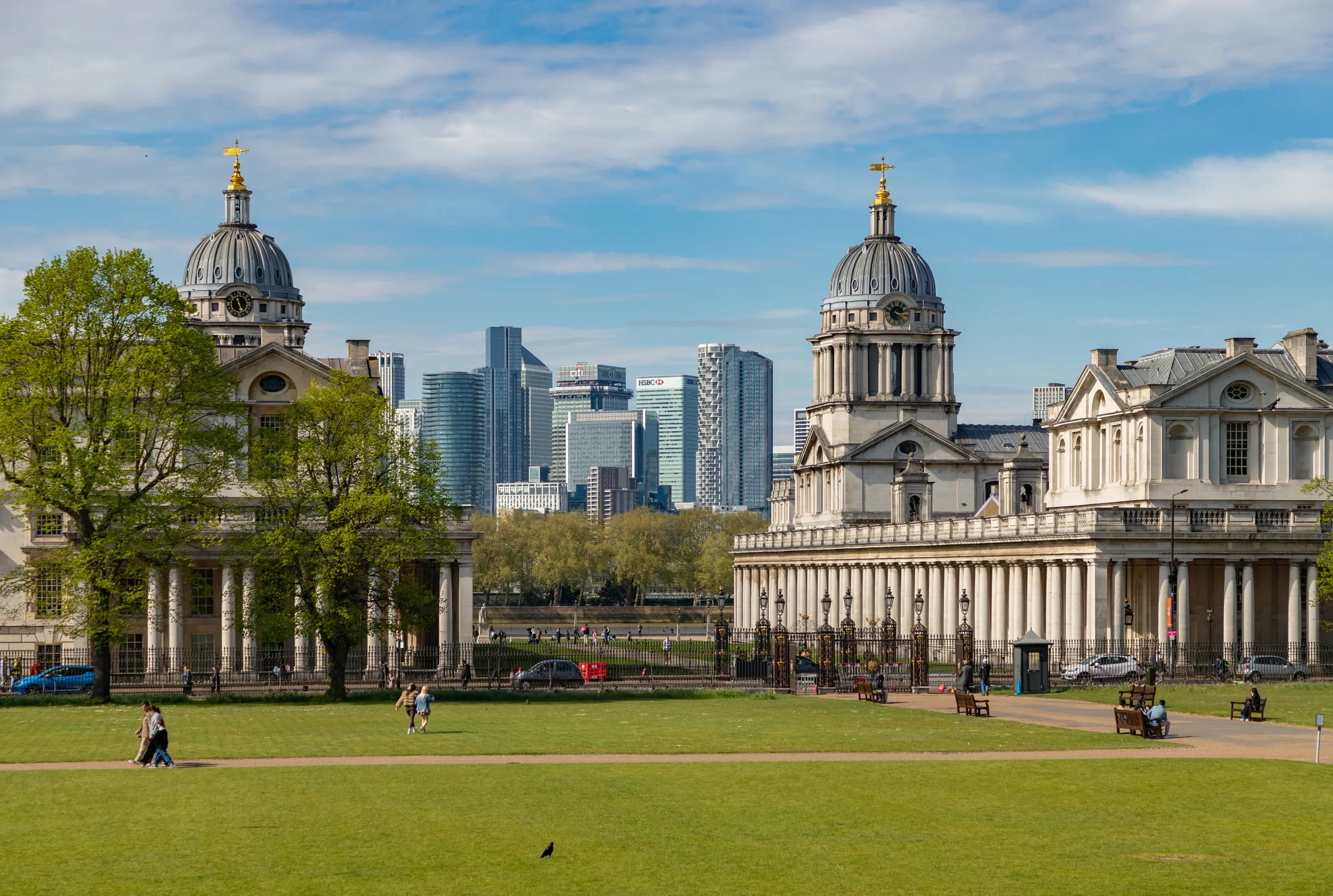 Второй паспорт за инвестиции для безвизовых поездок в Великобританию