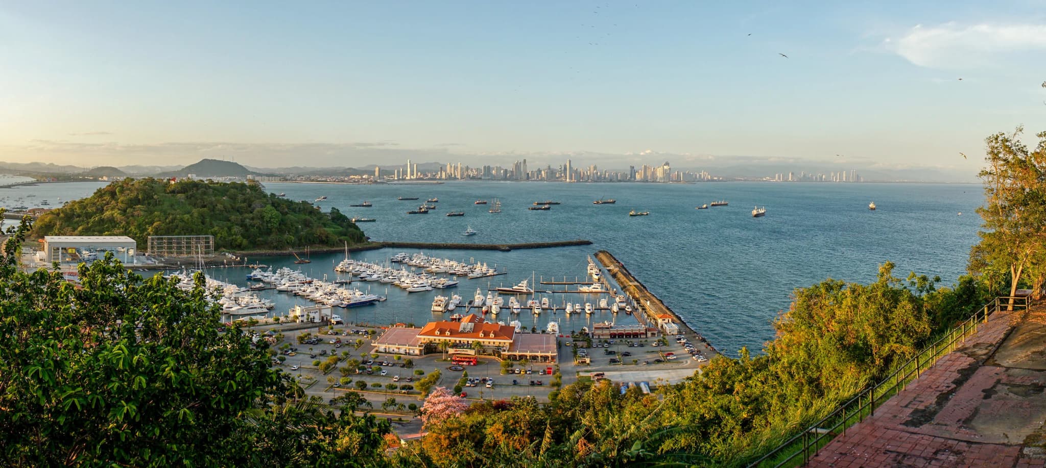 moving-to-panama-from-us-194145890