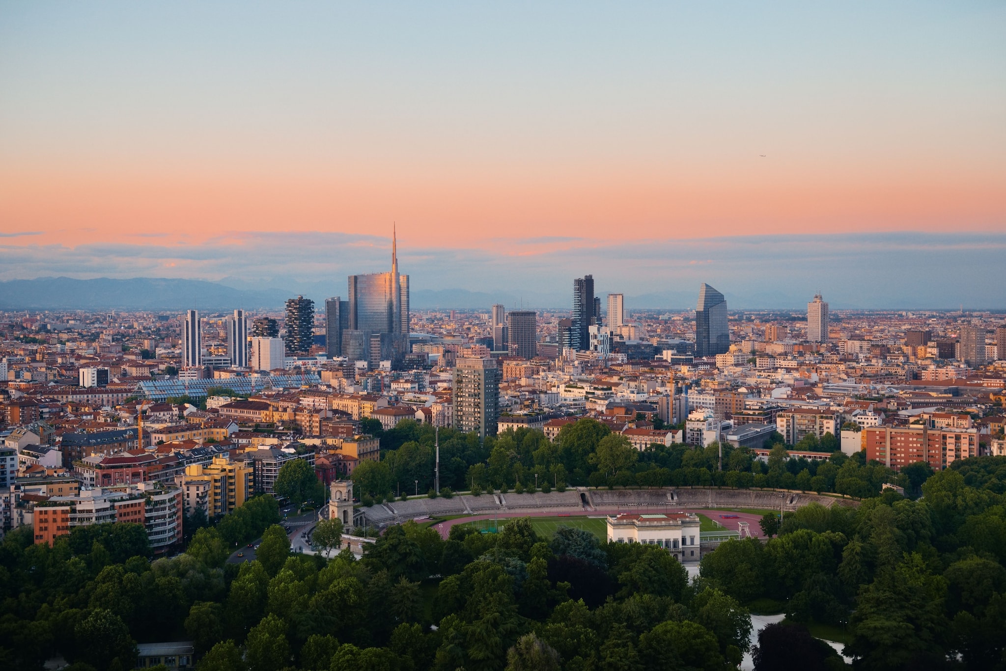 living in milan italy
