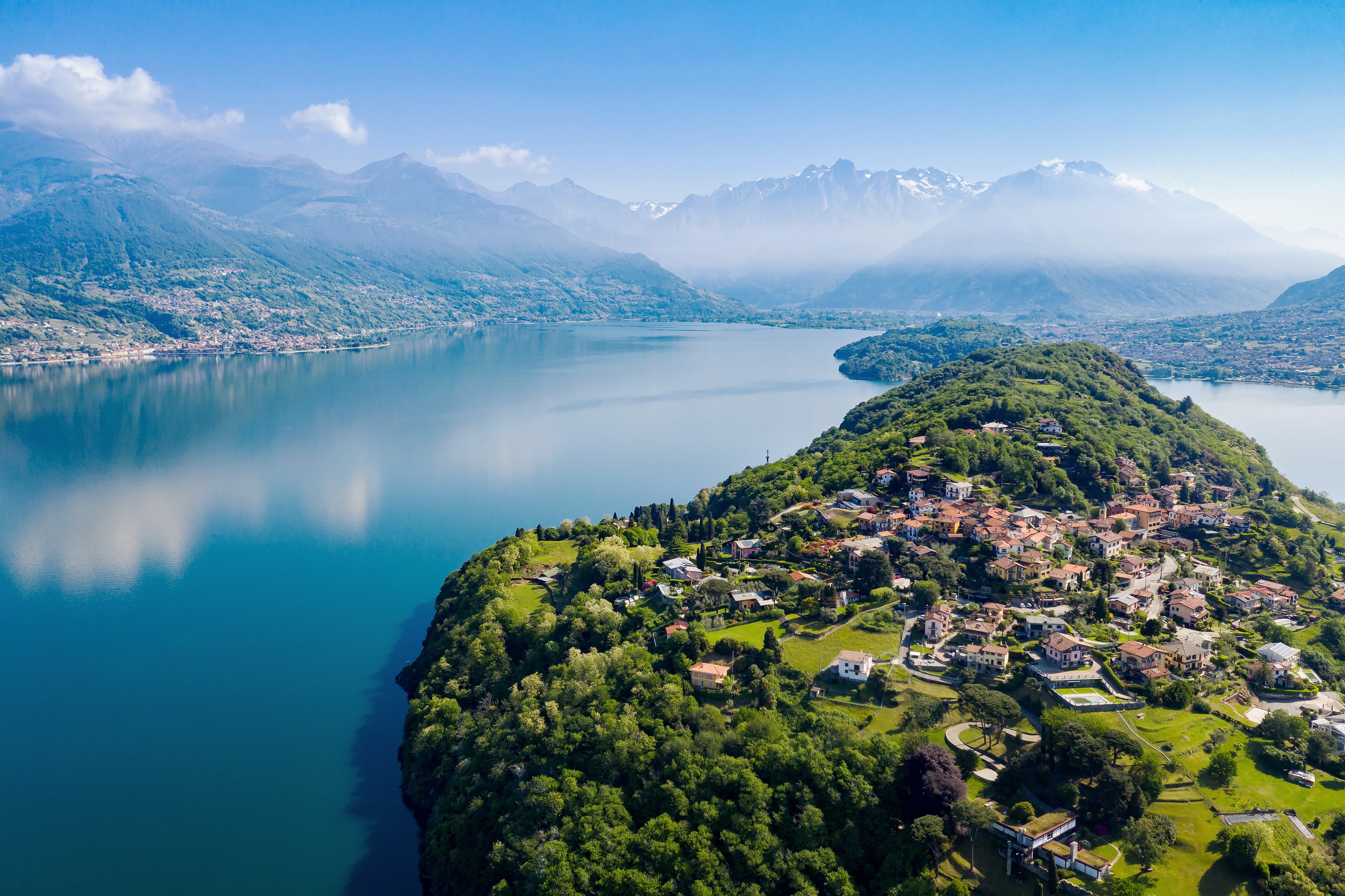 living in como italy