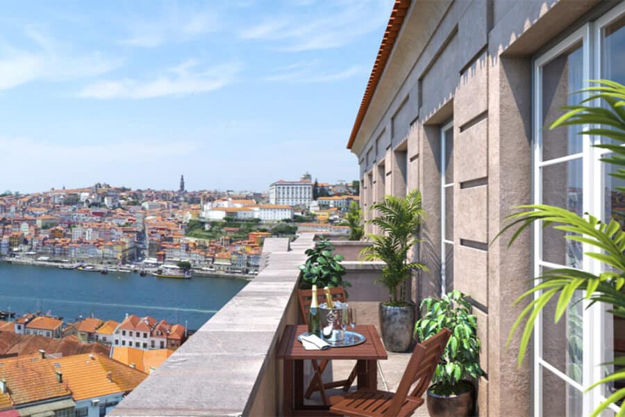 Apartments with a view to the historical center of Porto, Portugal