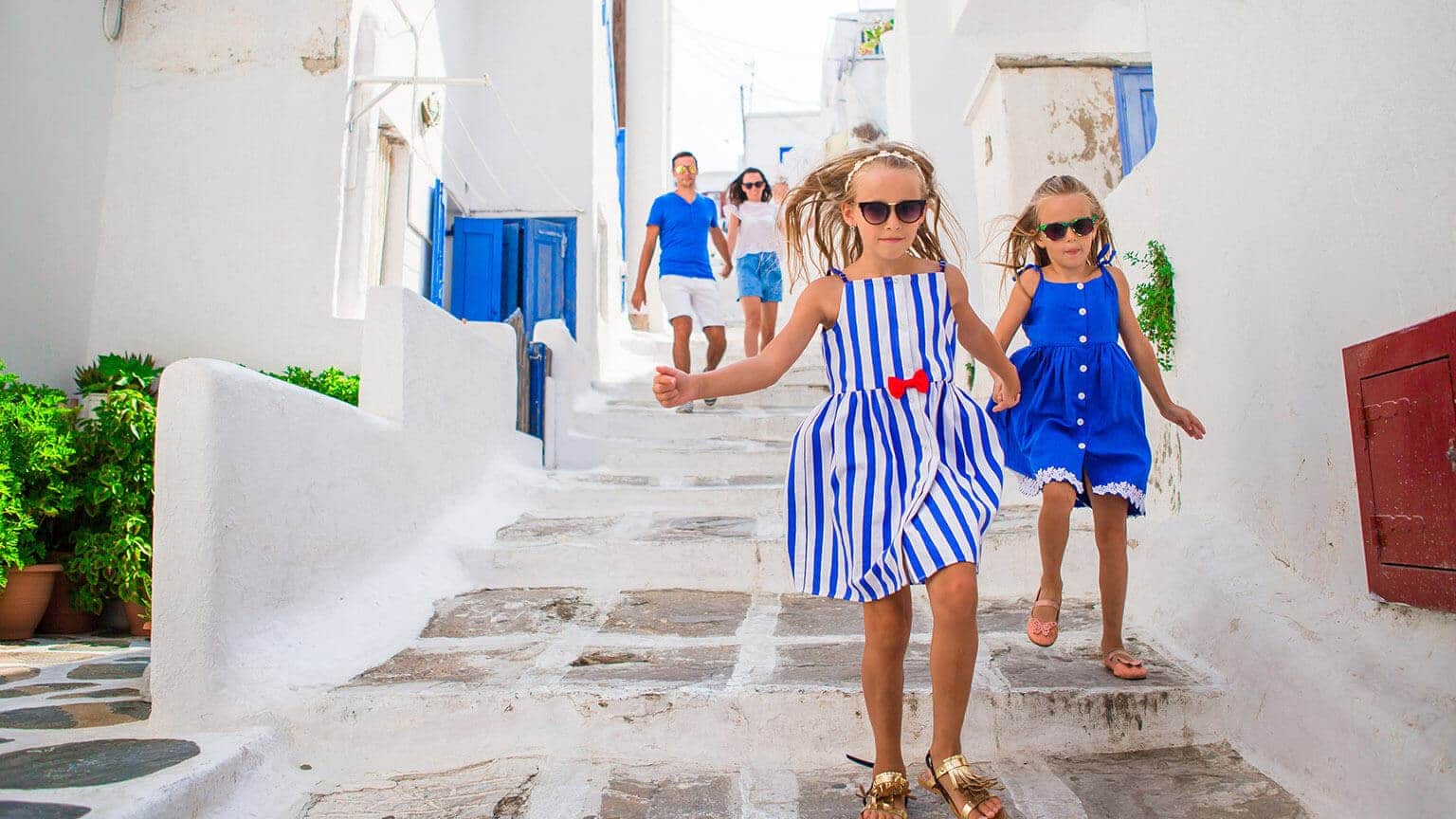 Чем отличаются ВНЖ, ПМЖ и гражданство