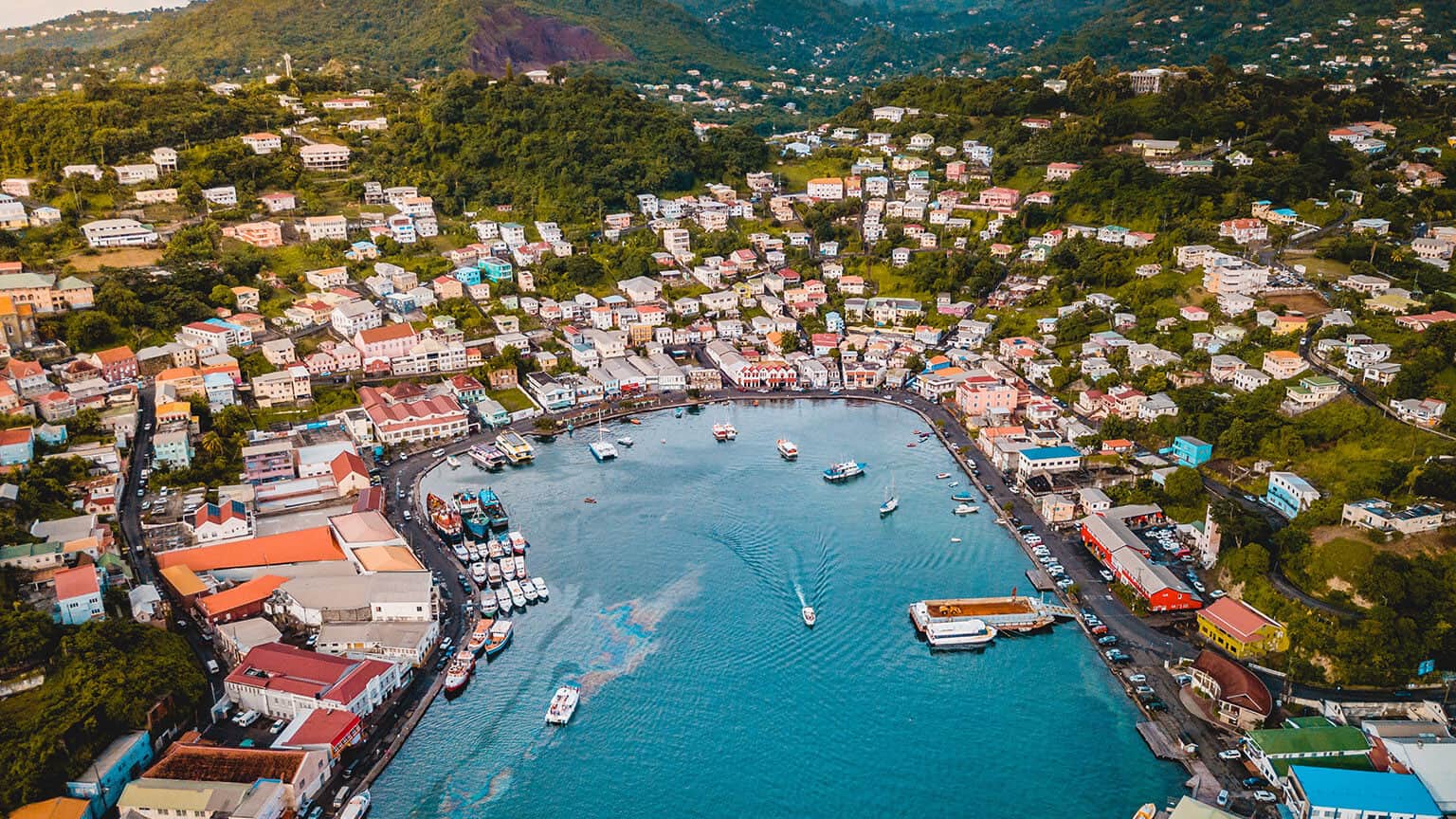 Плюсы и минусы гражданства Гренады